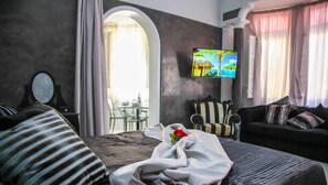 Premium Suite | Peralatan tempat tidur premium, peti besi dalam bilik 