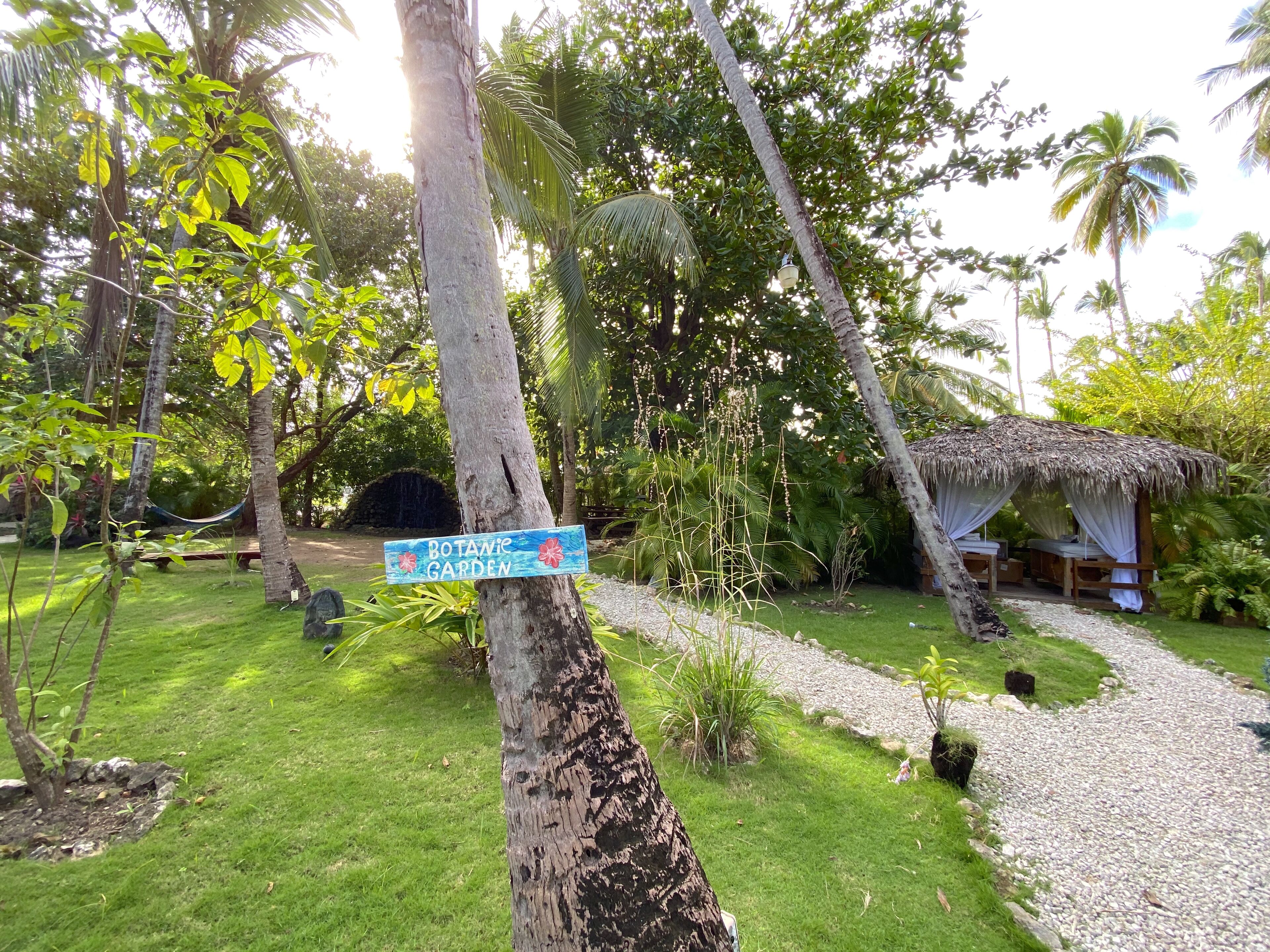 body treatments, deep-tissue massages, sports massages