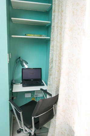 In-room business center
