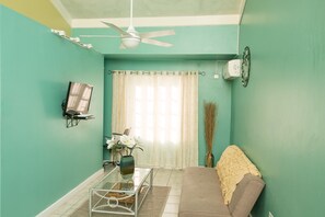 Standard Room, 1 Bedroom | Living room | Flat-screen TV - Loft 19 (Kingston)