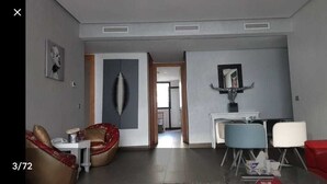Unclassified image, 5 of 10, button - Anfa Place (Casablanca)