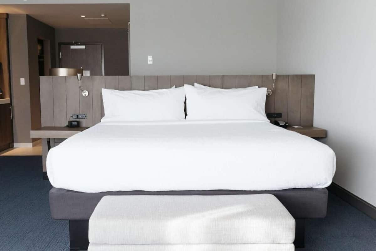 Hypo-allergenic bedding, iron/ironing board, cots/infant beds
