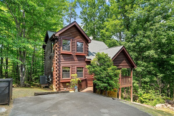 Exterior - Secluded Memories (Sevierville)