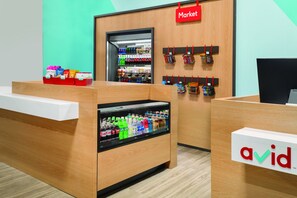 Ilmainen päivittäinen mannermainen aamiainen 