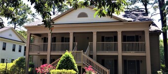 サザンチャームをお楽しみください。 Pawleys Plantationの手頃な価格で設備の整ったコンドミニアム 