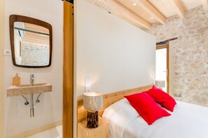 2 Schlafzimmer, Bügeleisen/Bügelbrett, kostenloses WLAN, Bettwäsche