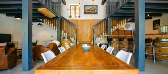 Spacious villa with private garden