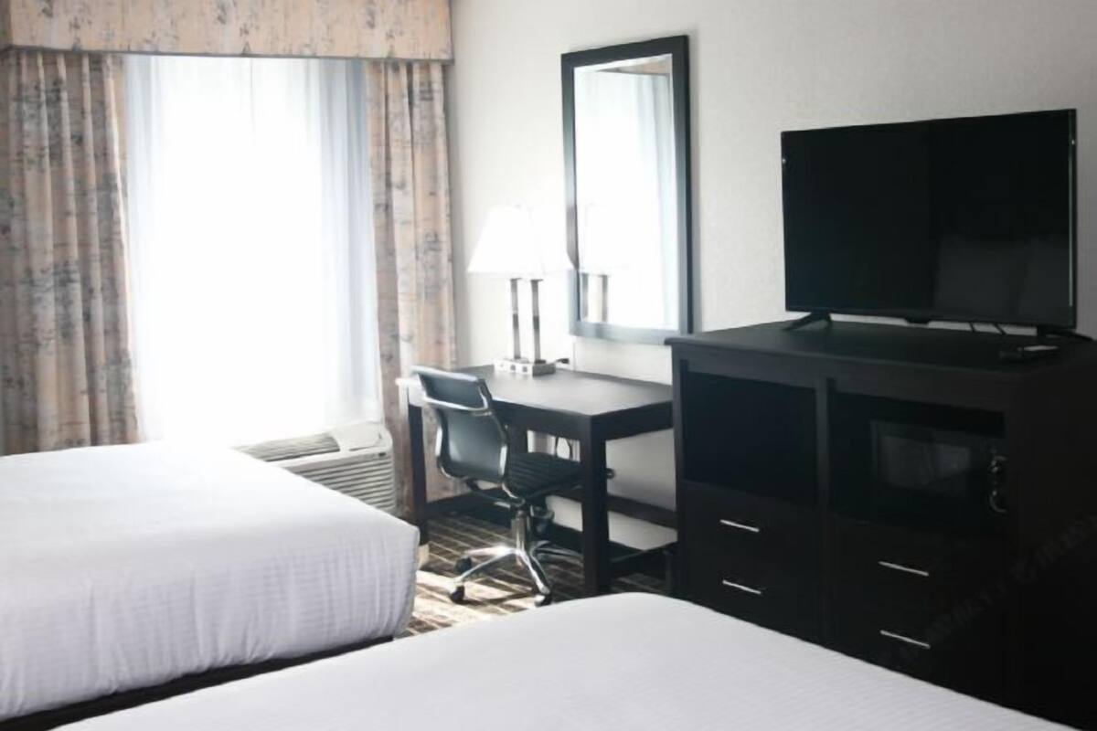 1 slaapkamer, een kluis op de kamer, een bureau, gratis wifi