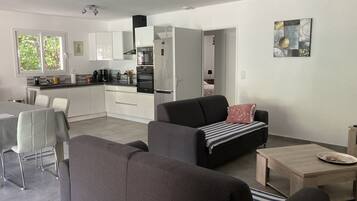 TV, DVD player, books