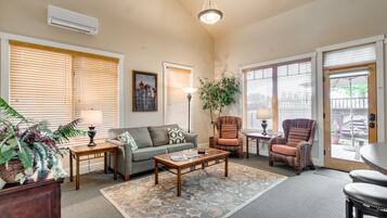 智能電視、書籍