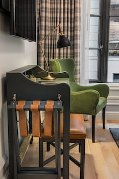 In-room safe, blackout drapes, soundproofing, iron/ironing board at Merrion Row Hotel and Public House