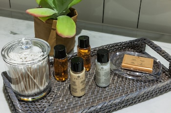 In-room safe, blackout drapes, soundproofing, iron/ironing board at Merrion Row Hotel and Public House