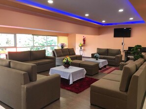 Reception hall - Hotel Amayal (Puerto Iguazú)