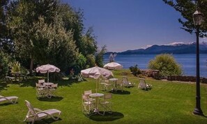 Sundeck - Patagonia Hotel (San Carlos de Bariloche)