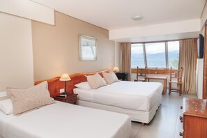 Triple Room, Lake View | In-room safe, free WiFi, bed sheets - Patagonia Hotel (San Carlos de Bariloche)