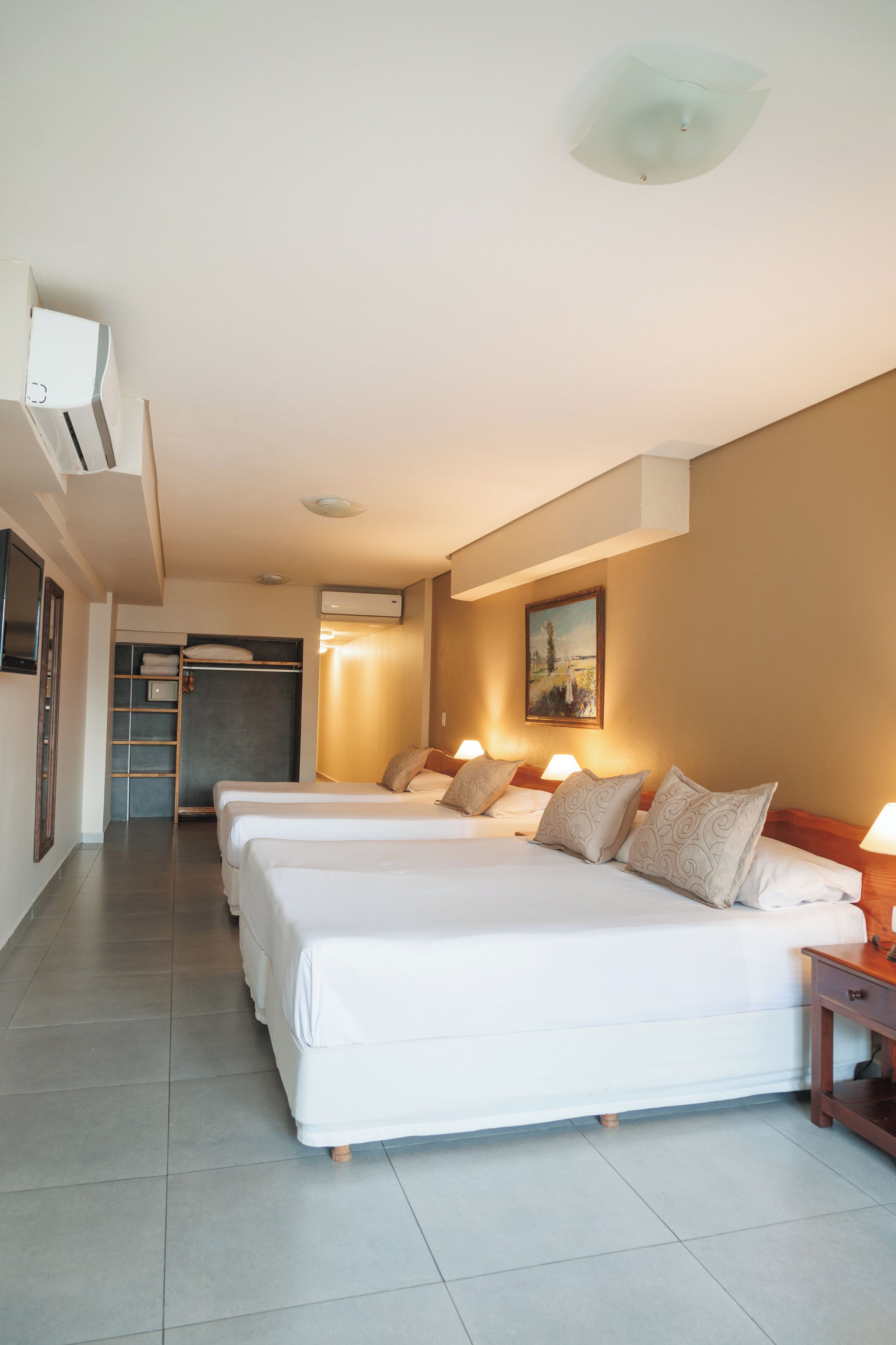 Photo - Patagonia Hotel