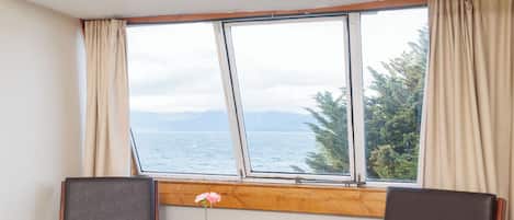 Coffres-forts dans les chambres, Wi-Fi gratuit, draps fournis