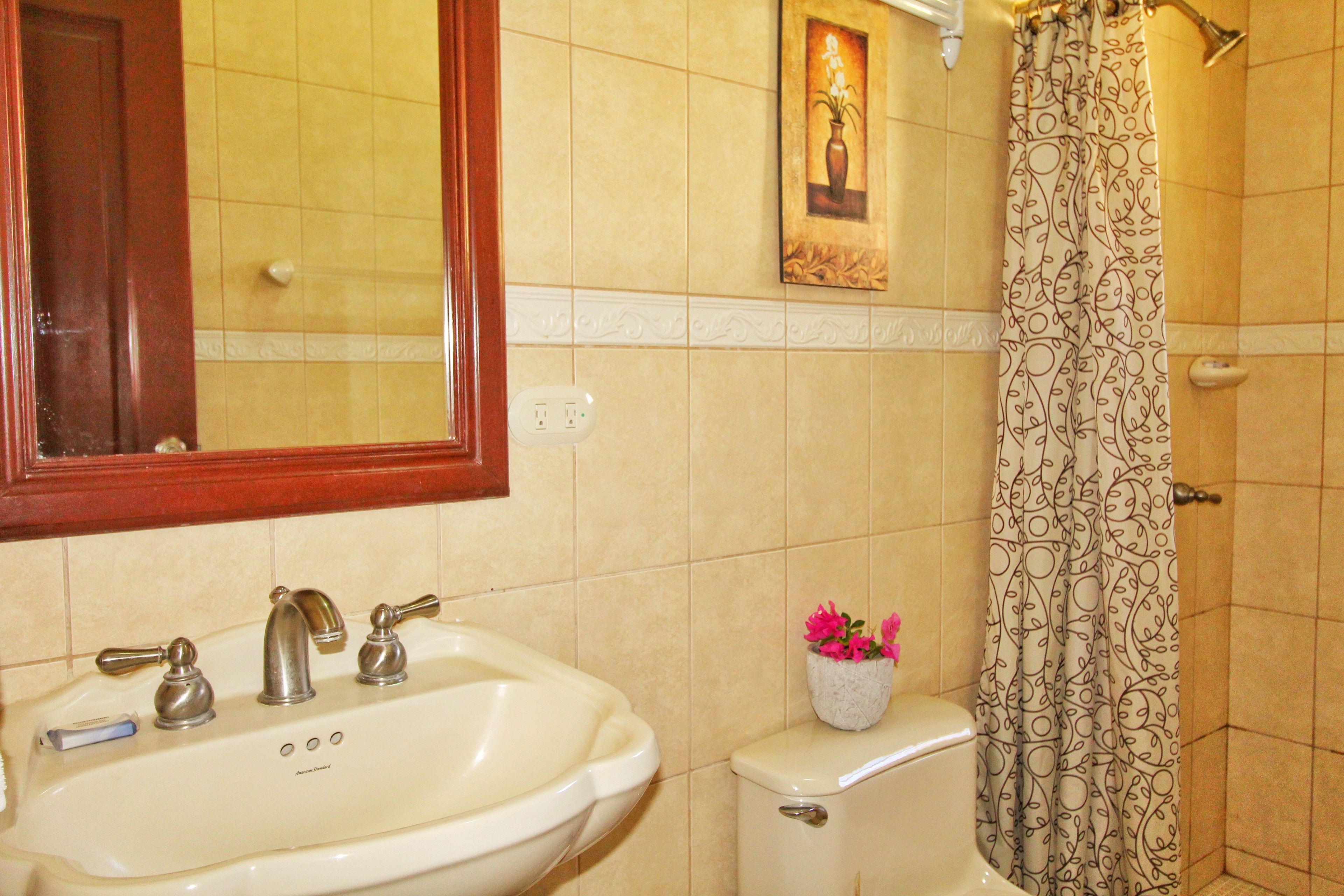Deluxe House, Multiple Bedrooms, Non Smoking, Pool View | Bathroom | Shower, free toiletries, hair dryer, towels