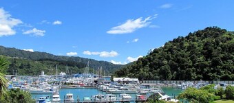 3 & 4 Bedroom Houses in Seaview Crescent