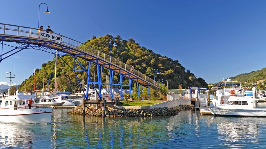 3 & 4 Bedroom Houses in Seaview Crescent