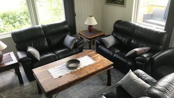 3 bedrooms, free rollaway beds, free WiFi