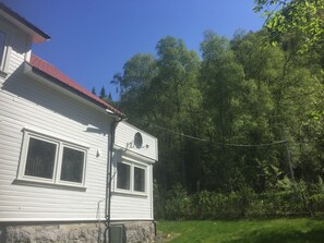 تفاصيل الفندق من الخارج