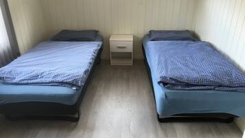 Familienapartment, 3 Schlafzimmer | 3 Schlafzimmer, kostenlose Zustellbetten, kostenloses WLAN