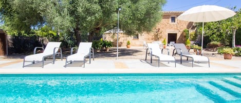 Piscine extérieure