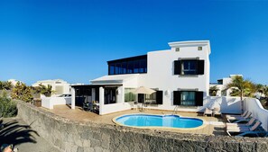 Outdoor pool, a heated pool - Faro Park, Luxury Villa (VV), heated pool, Sea views,500m shops/bars/restaurants (Playa Blanca)