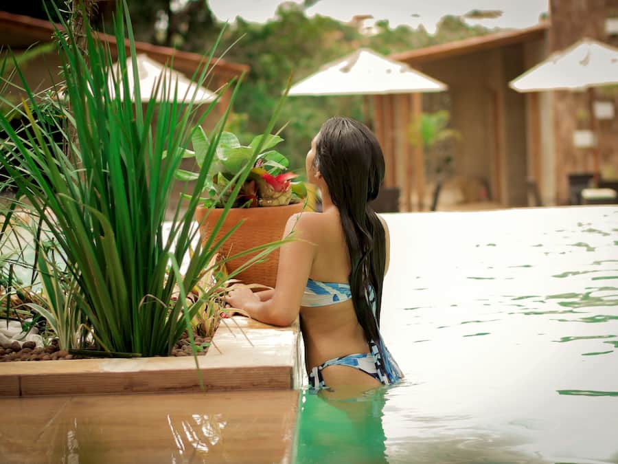 Outdoor pool, open 9:30 AM to 6:00 PM, pool loungers