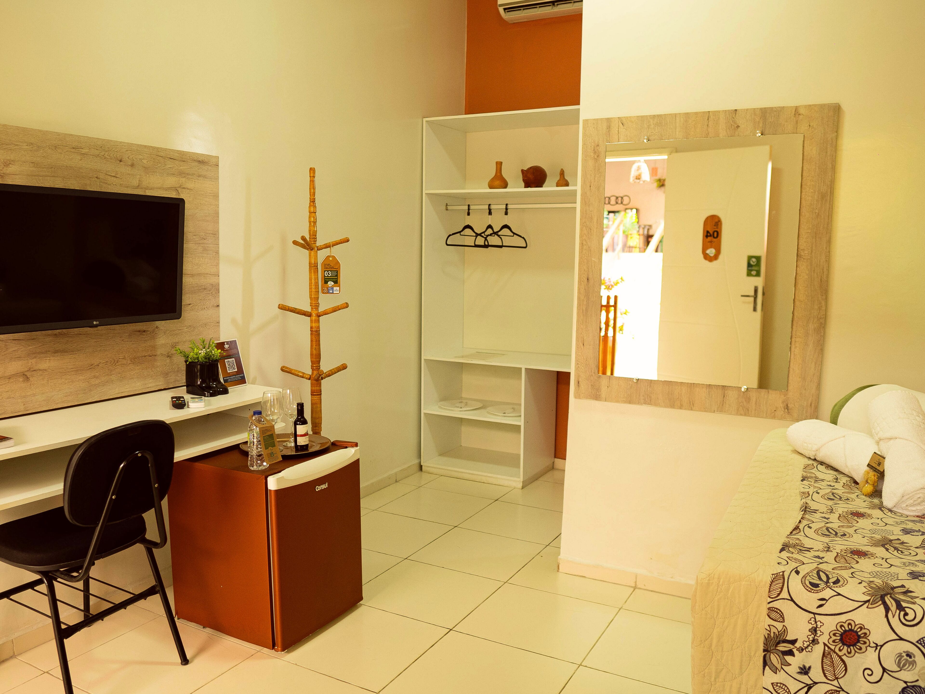 standard double room | 1 bedroom, hypo-allergenic bedding, minibar, individually furnished