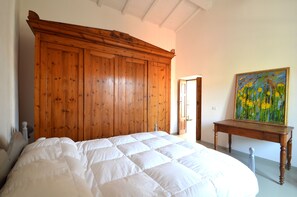 3 dormitorios, tabla de planchar con plancha, wifi gratis y ropa de cama