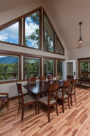 Dining - Going to the Sun Chalet A/Canadian Chalet (West Glacier)