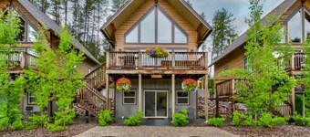 Going to the Sun Chalet A/Canadian Chalet