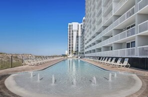 Sisäuima-allas, ulkouima-allas