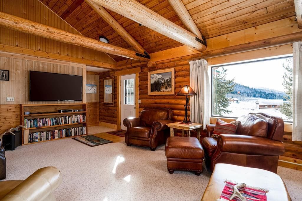 Télévision, cheminée