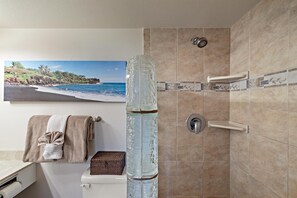 Shower, hair dryer, towels