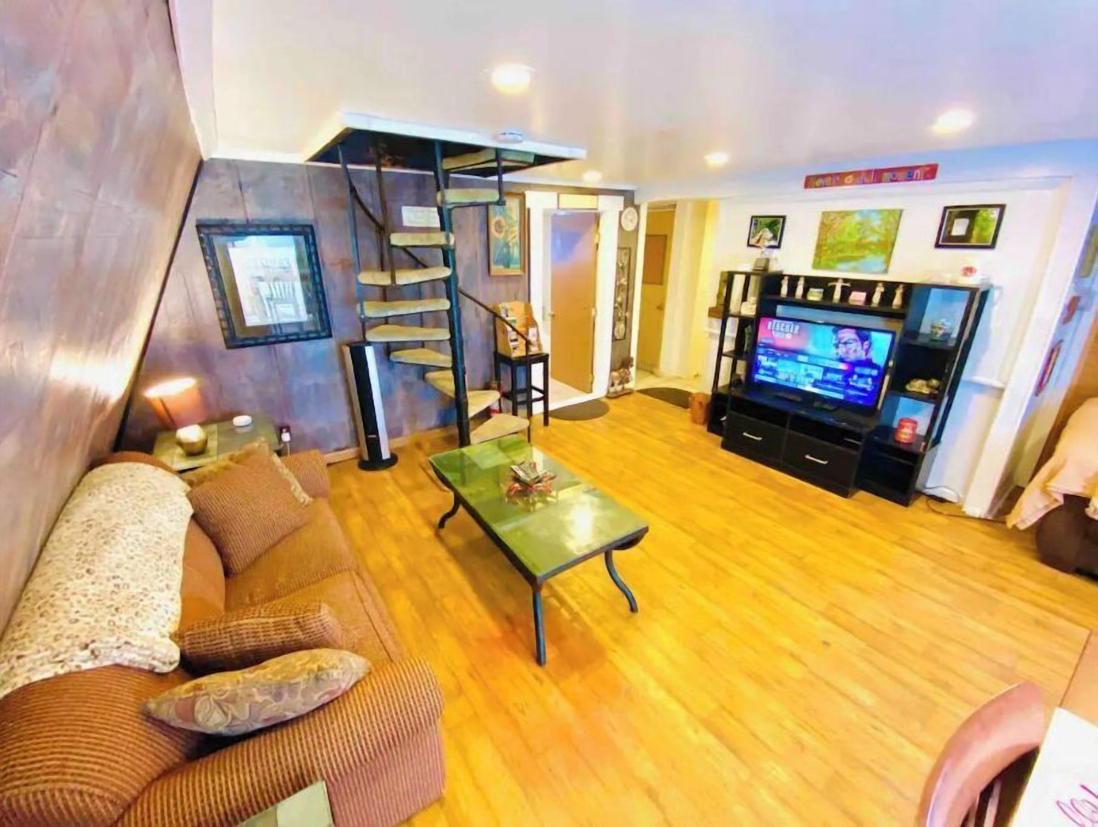 TV connectée, lecteur de DVD, vidéothèque