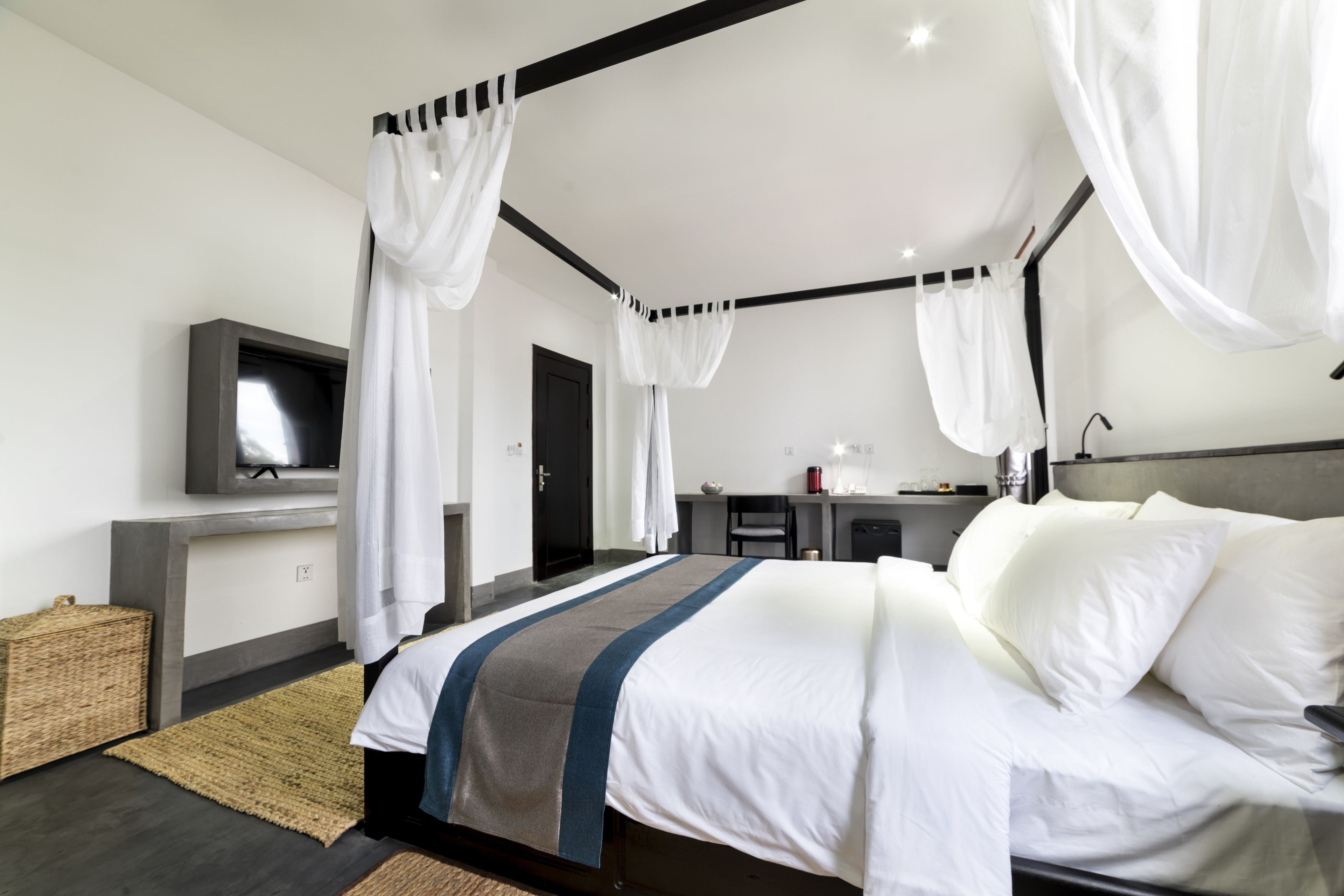 junior suite, 1 king bed | 1 bedroom, egyptian cotton sheets, premium bedding, minibar