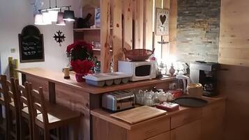 Petit déjeuner continental compris tous les jours