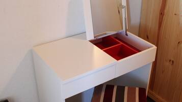 Décoration personnalisée, ameublement personnalisé, bureau