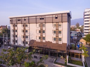 ด้านหน้าที่พัก