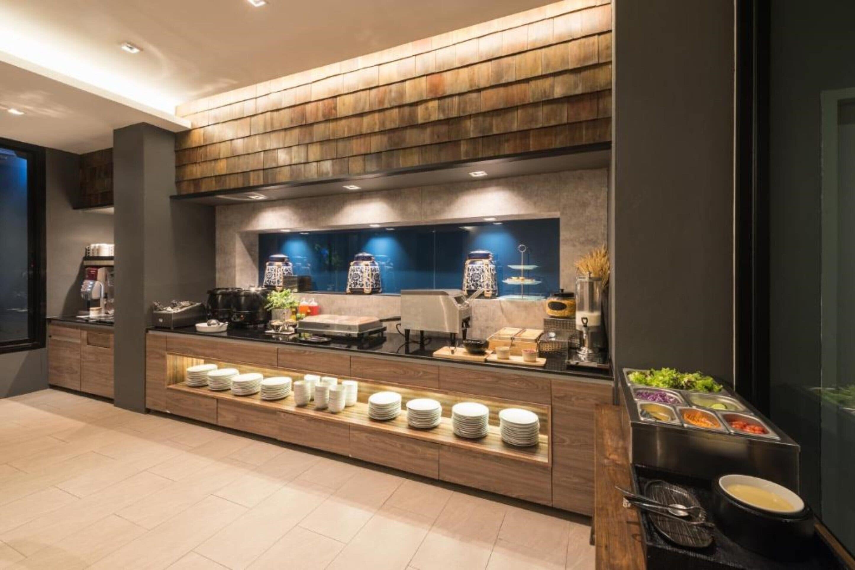 daily buffet breakfast (thb 250 per person)