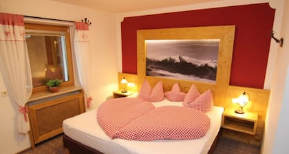 Ferienwohnung Jenner, 2 bis 2 Personen, 45 qm, 1 Schlafzimmer, Balkon