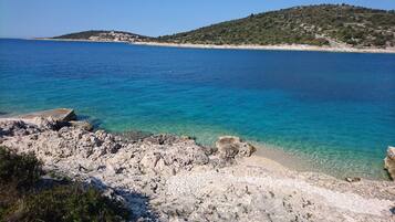 Am Strand, Liegestühle, Strandtücher