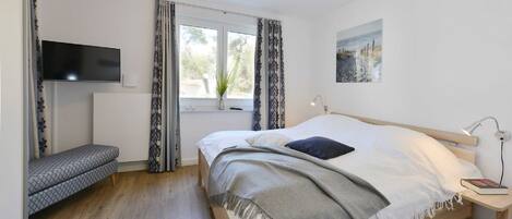 2 bedrooms, WiFi, wheelchair access