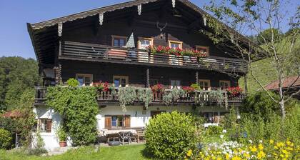 Ferienwohnung-Mansarde Mühlleitn bis 4 Pers., 2 sep. Schlafzimmer