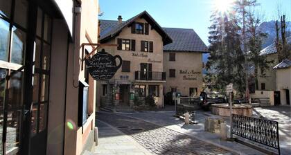 Grand appartement 4 chambres, proche centre et pistes, parking privatif