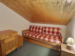 Interior - Cozy 3 Rooms, Pets Allowed, Near Slopes (Méribel)