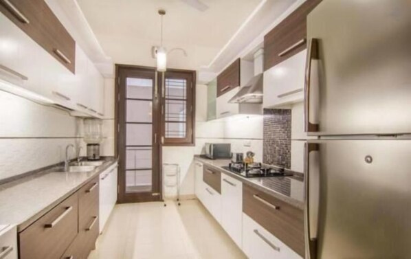 Superior Room | Private kitchen | Electric kettle - Indiyaah Inn (Gurugram)